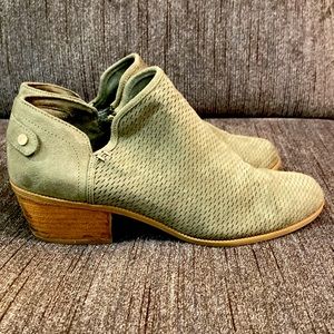 Dr. Scholl’s Booties